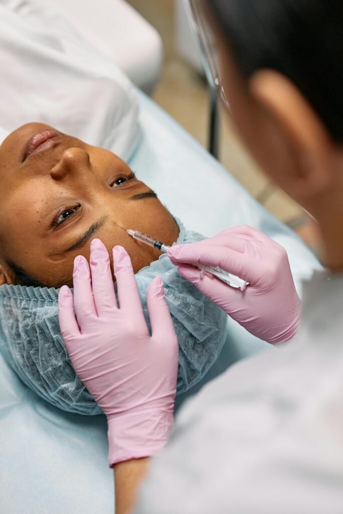 pexels-photo-7581589-7581589 Woman Getting a Forehead Botox